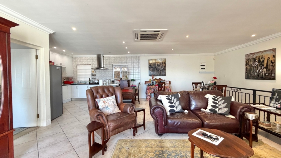 6 Bedroom Property for Sale in Gordons Bay Village Western Cape